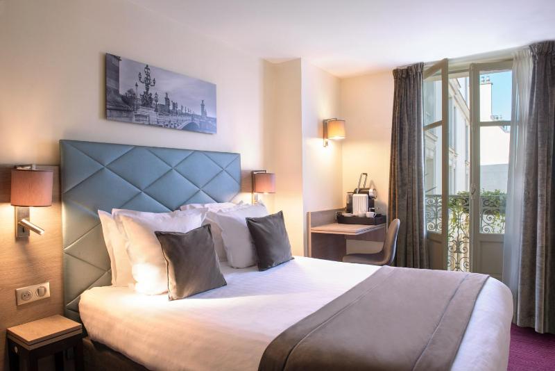 Standard Double or Twin Room with Balcony image 1