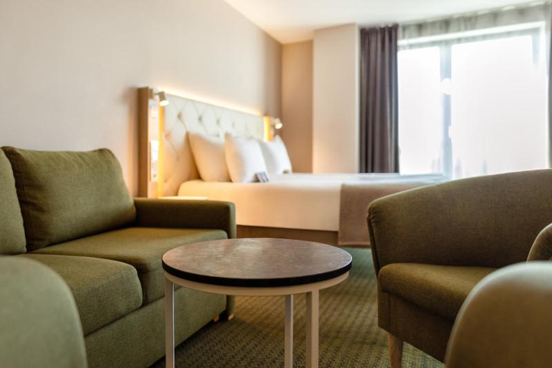 Junior Suite image 4