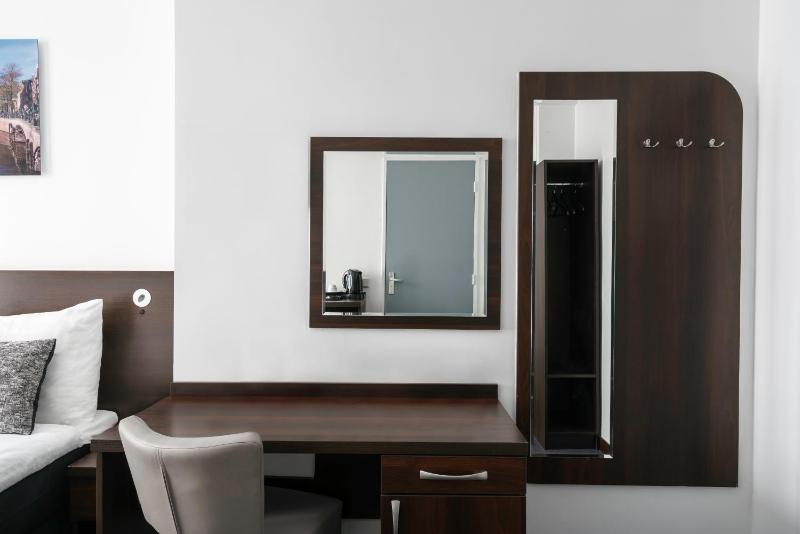 Big Double Room image 4