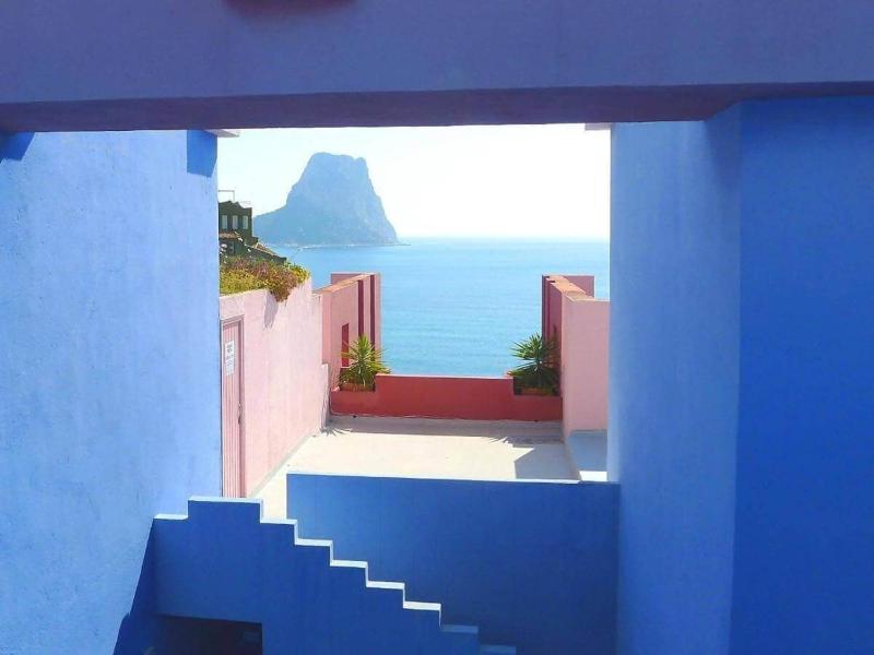 Apartamento Muralla Roja - PlusHolidays - image 10