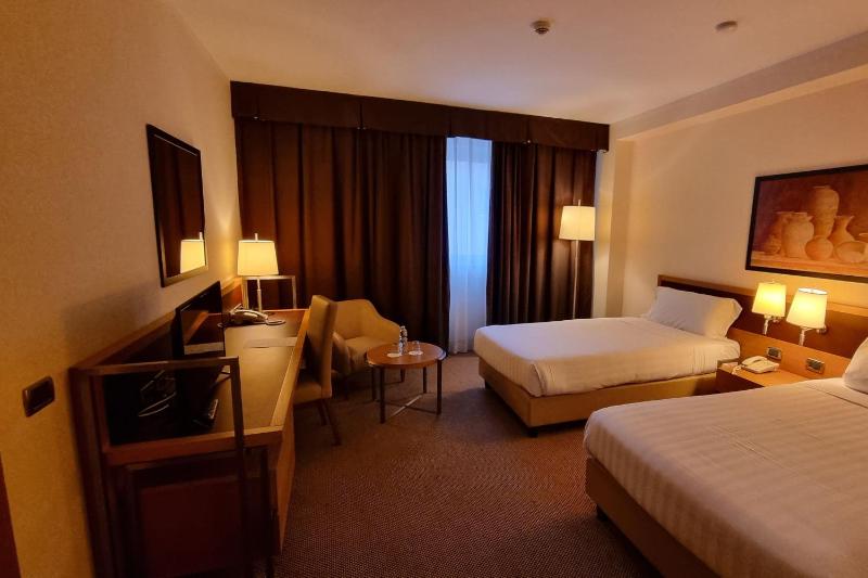 Standard Double Room with Two Double Beds - French Beds image 3
