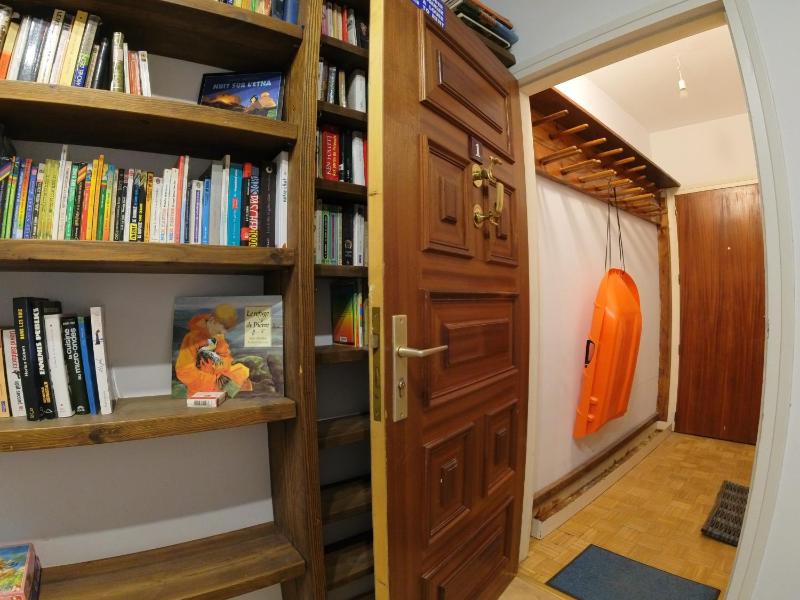 Three-Bedroom Apartment - APOL B image 3