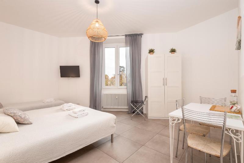 Guesthouse Tree Rooms Modern - image 47