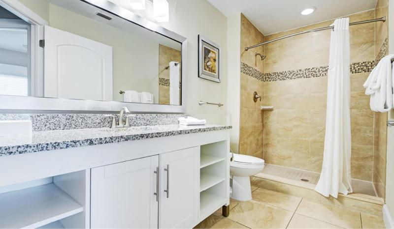 Two-Bedroom Condo image 3