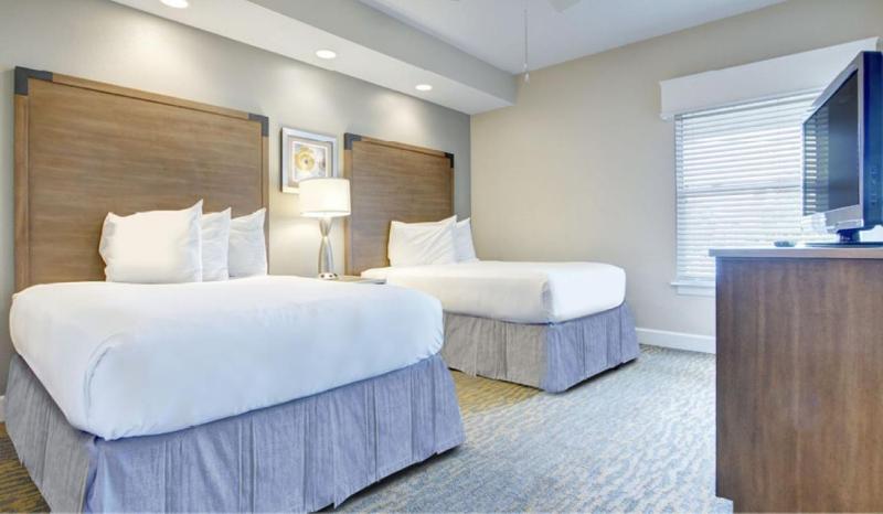 Two-Bedroom Condo image 4