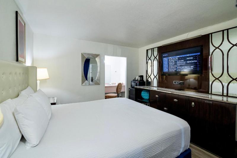 King Room - Mobility Access/Non-Smoking image 3