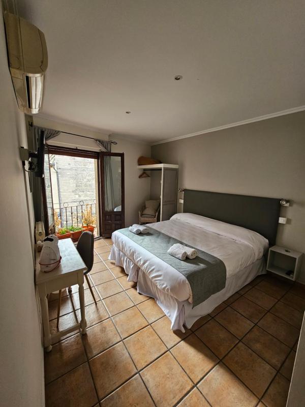 Comfort Double Room image 4