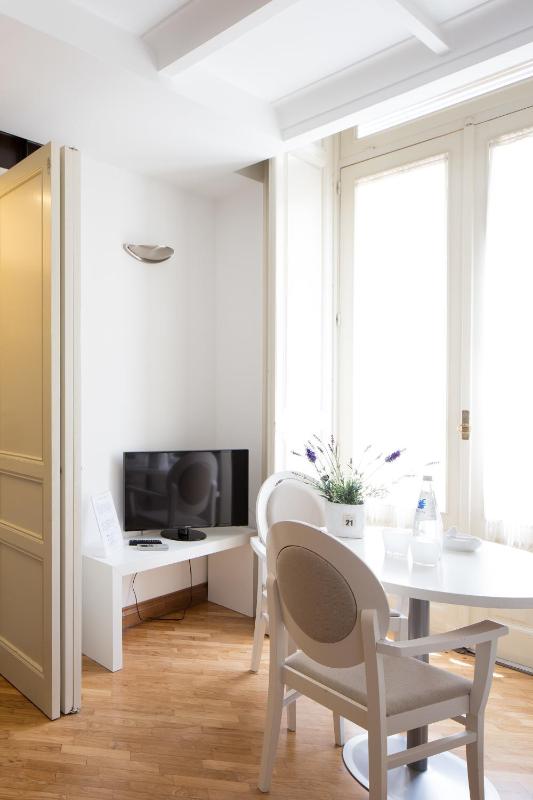 Standard Apartment image 2