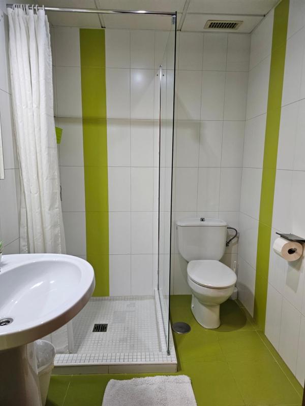 One-Bedroom Apartment image 1
