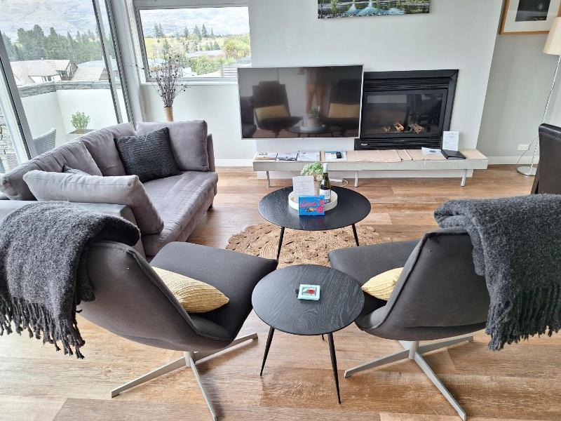 Pure Retreat Lake View - image 9