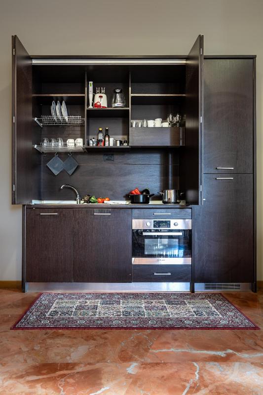 Superior Three-Bedroom Apartment image 2