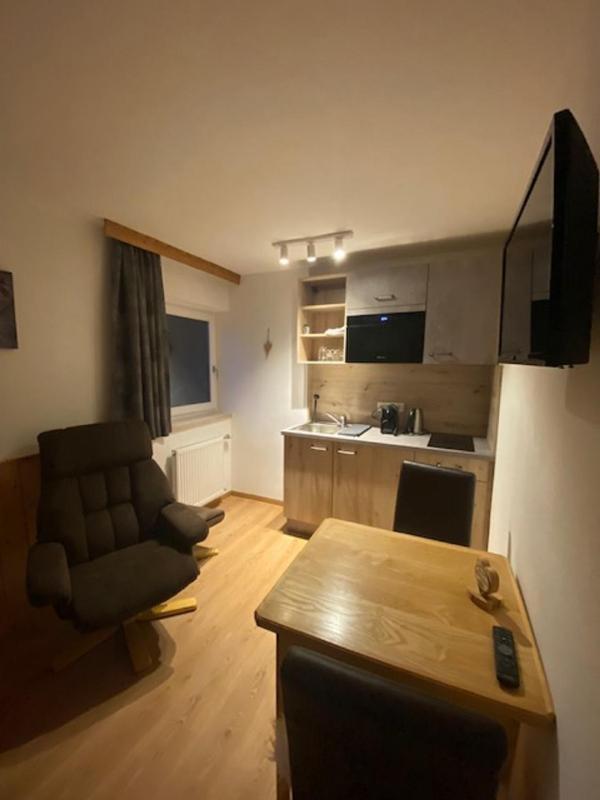 Apartment image 4