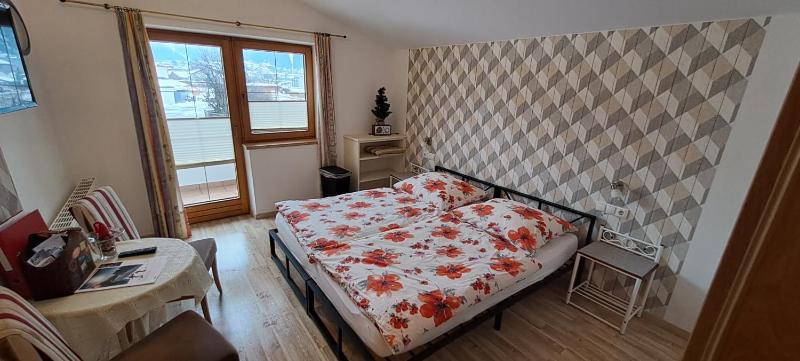 Apartment with Balcony image 4