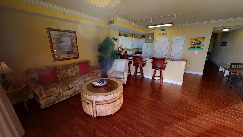 Apartment with Sea View image 4