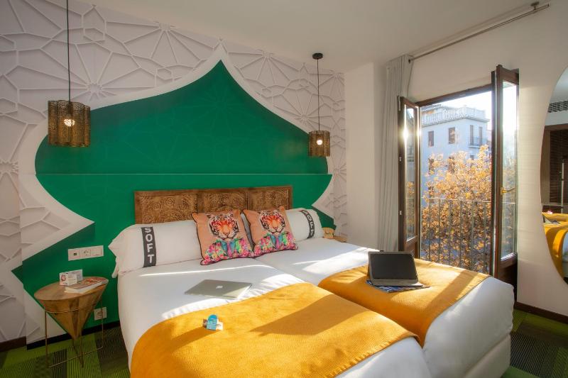 Double or Twin Room with Balcony image 1