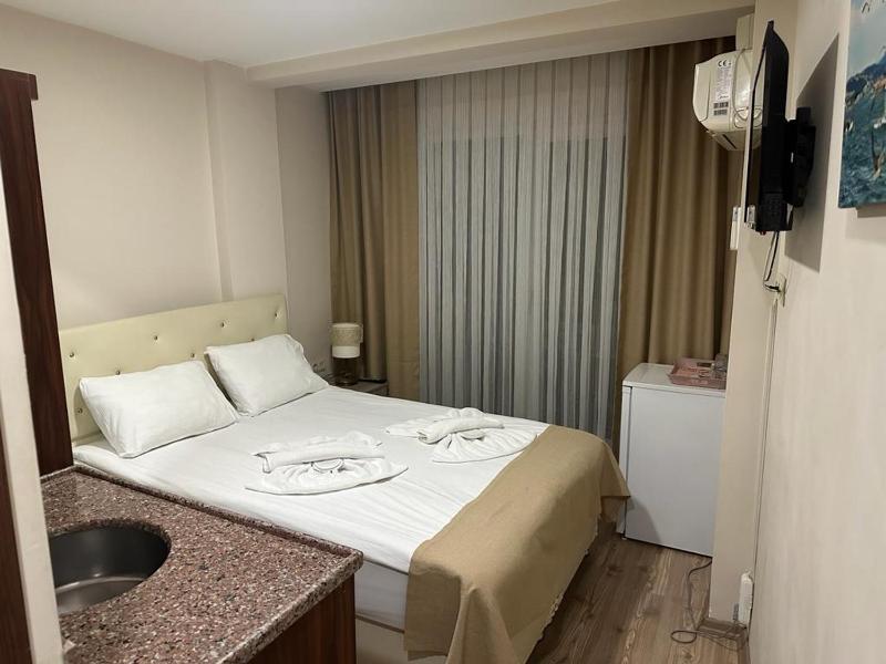 Economy Double Room image 1