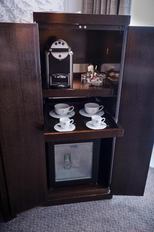 Classic Single Room image 2