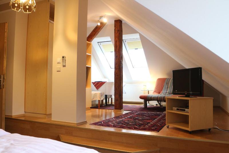 Standard Double Room image 4