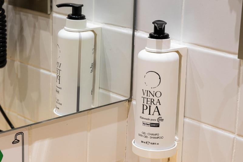 Quadruple Room image 3