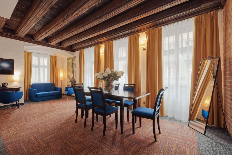 Suite image 3
