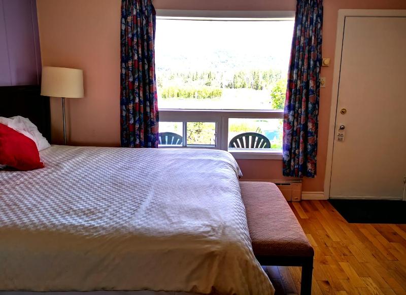 Motel Tremblant - image 12