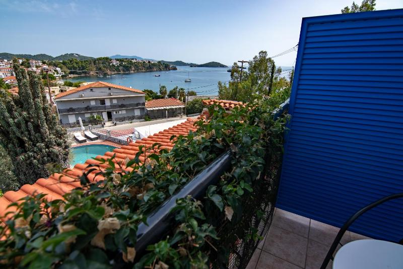 Studio with Sea View image 2