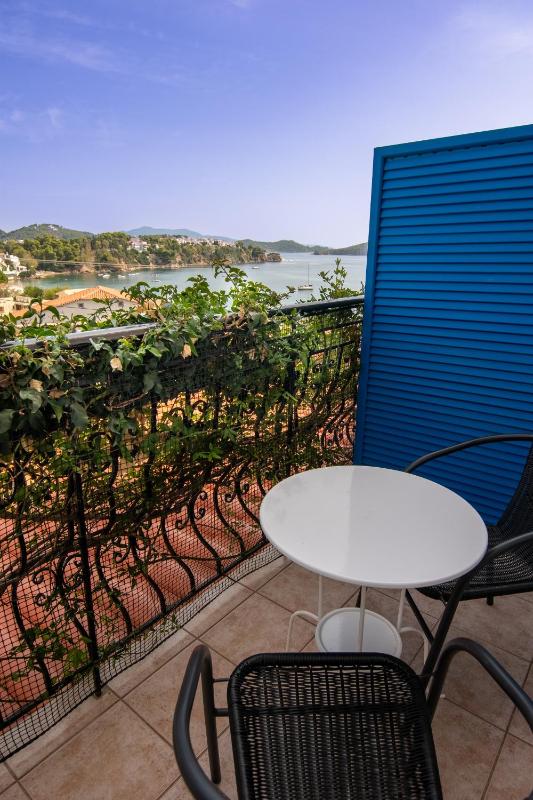 Studio with Sea View image 3
