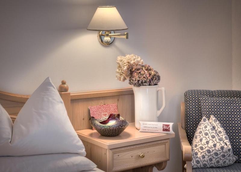 Double Room image 4