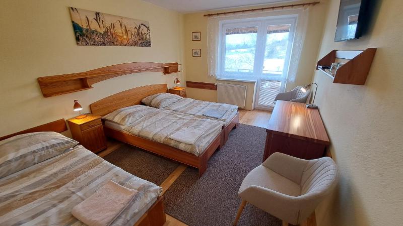 Triple Room image 3