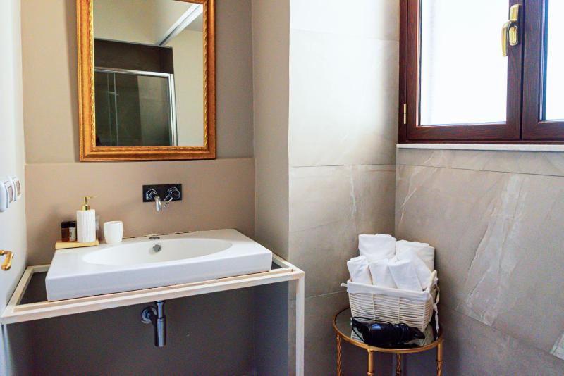 Triple Junior Suite image 3