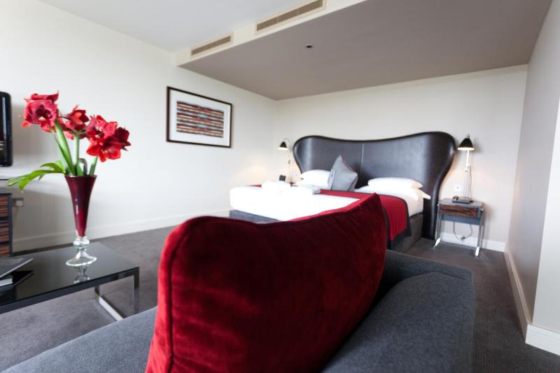 Executive Double Room image 4