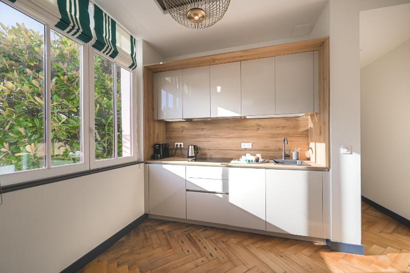 Superior Apartment image 4