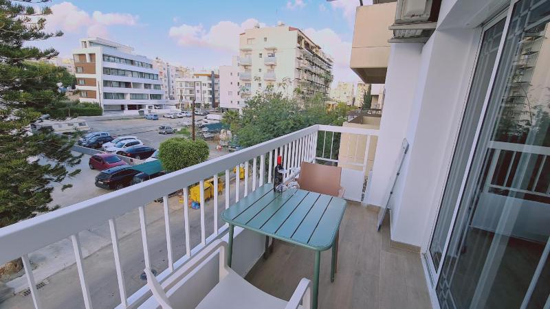 STAY Sunlit Apartment - image 12