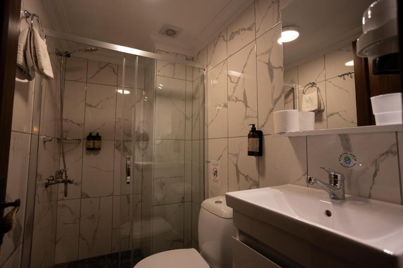 Economy Double or Twin Room - Ground Floor image 2