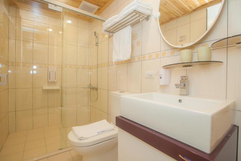 Waterfront Guesthouse - image 22