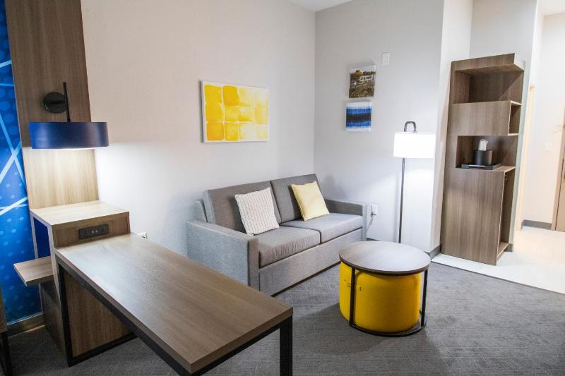 King Suite - Disability Access/Non Smoking image 4