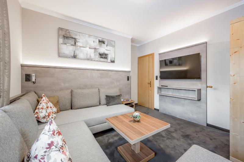 Apartment image 3