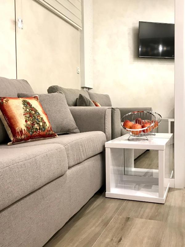 LIRRA LUXE - Central Belgrade Apartments - image 9