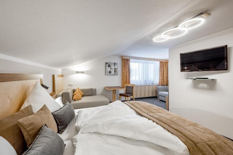Penthouse Apartment image 2