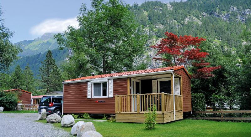 Mobile Home Staubbach image 1