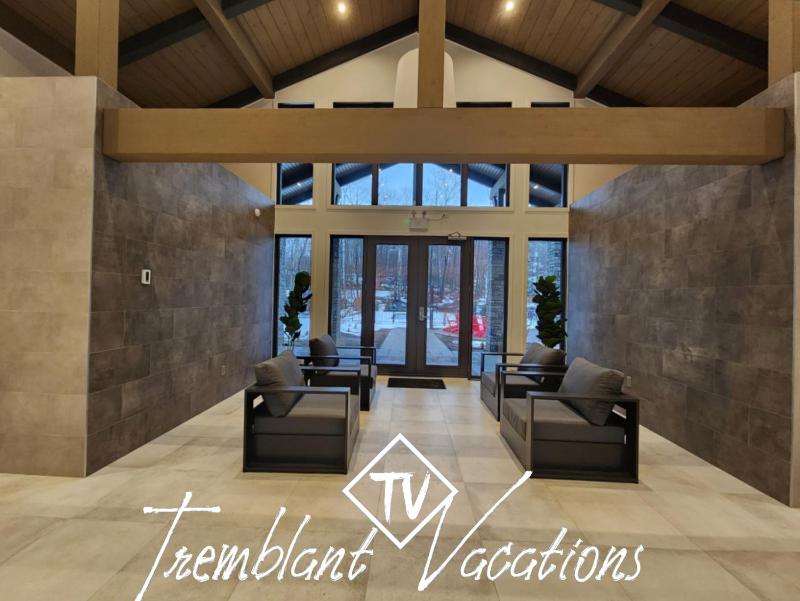 Superb 3brm - Spacious GamesSpaSaunaGym - image 15