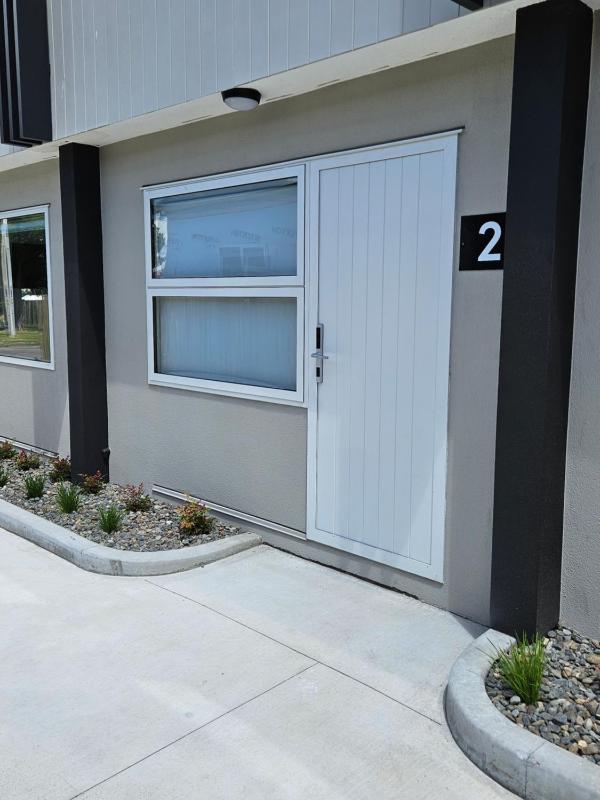 Redwood Apartments Unit 1 - image 8