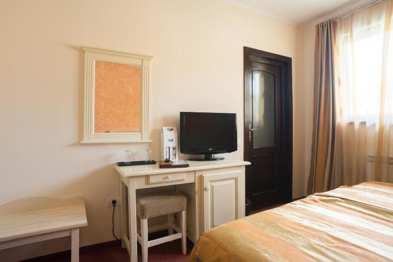 Double Room image 2