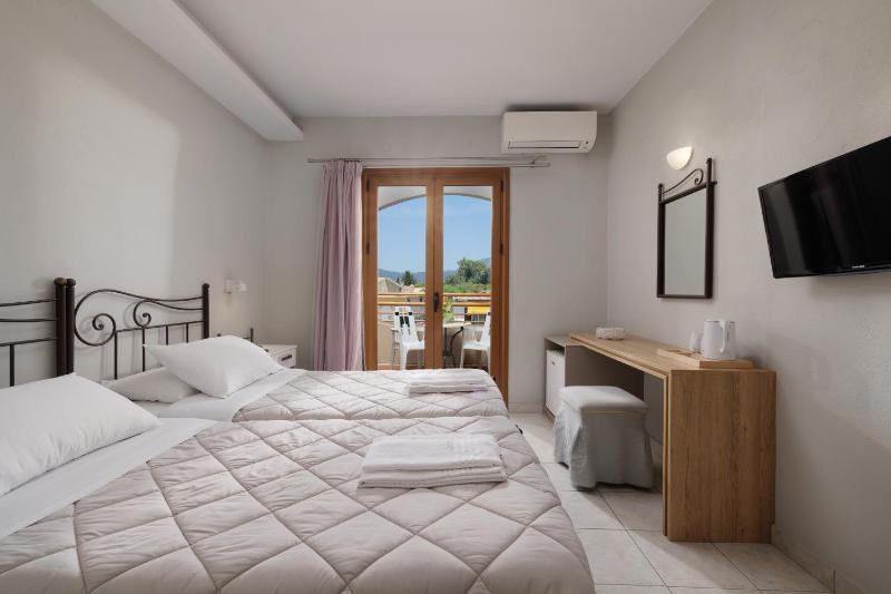 Comfort Double Room image 1