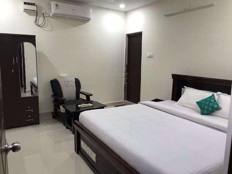 Deluxe Room image 1