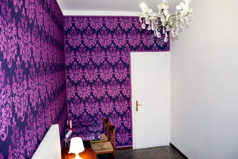 Double Room with Shared Bathroom image 4