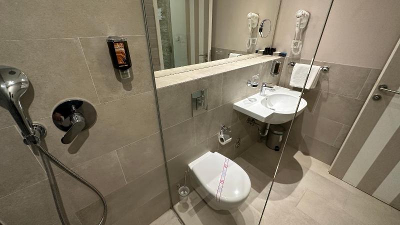 Double or Twin Room with Extra Bed image 3