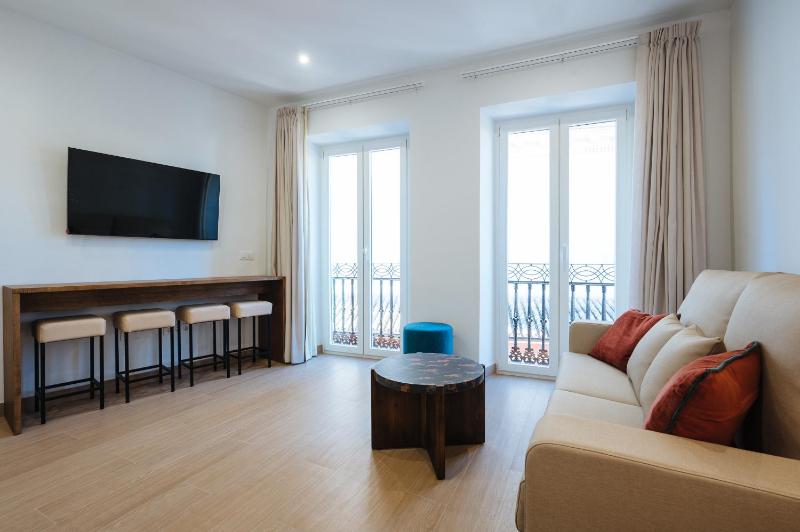Ninesuites Cathedral - image 4