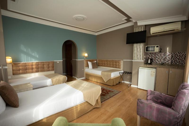 Family Connecting Room image 2