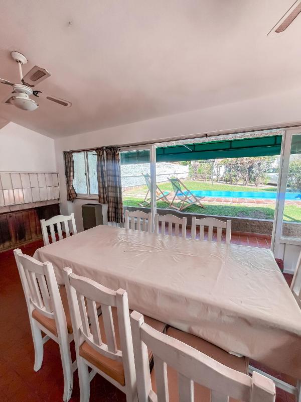Hermosa casa con Pileta - image 10